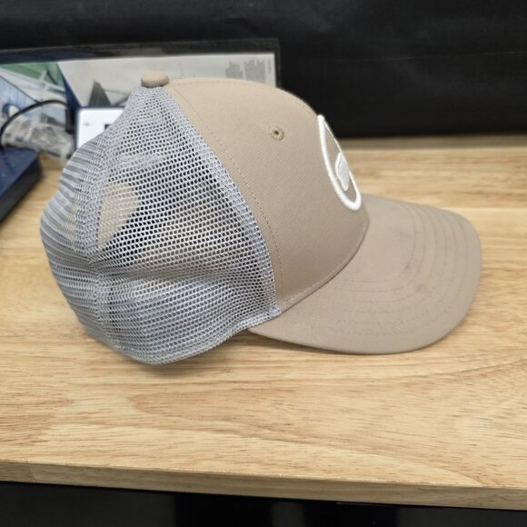 Vineyard Vines Dot Performance Truckers Hat Mesh Back Beige Snapback - Picture 2 of 8